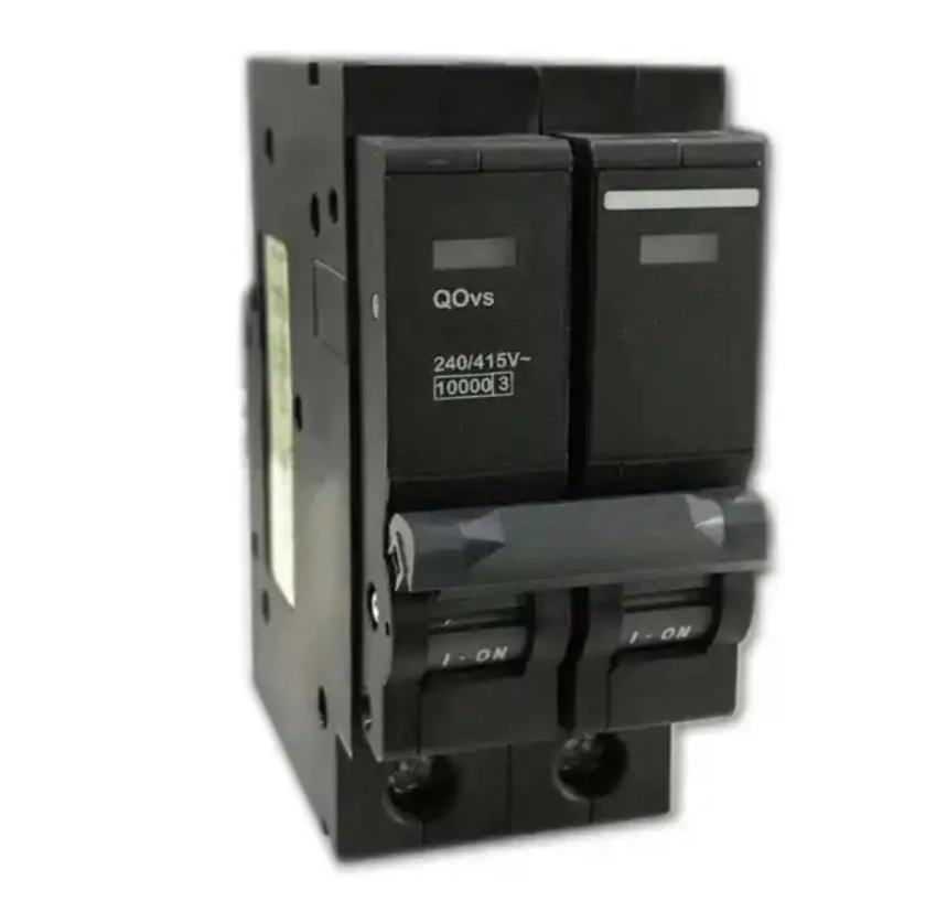 Qol4f 4way Flush Load Center Copper Connector Distribution Panel with 2p Plug in Circuit Breaker