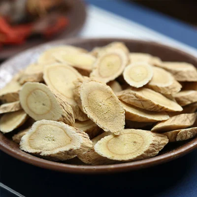 Natural Polysaccharides 20% 70% Astragaloside IV 0.5% Astragalus Root Extract with ISO22000 Certificate