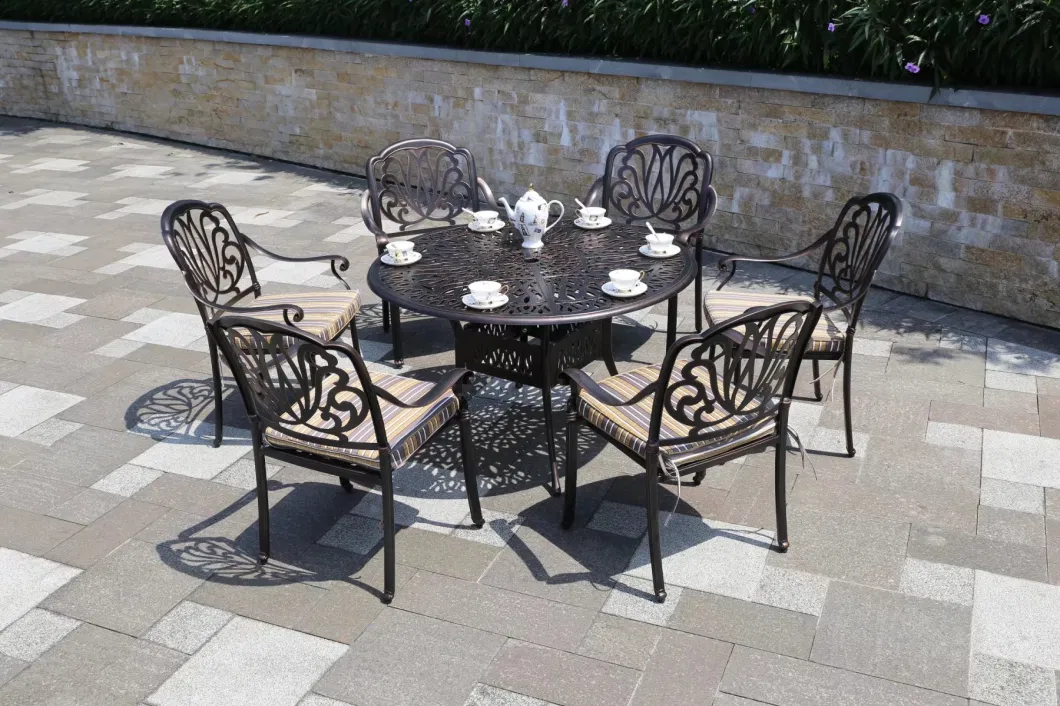 High End Outdoor Table and Chair Combination, Fully Cast Aluminum Round Table, Open-Air Garden, Courtyard, Outdoor Leisure Furniture