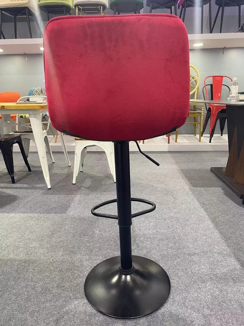 Luxury Lift Stools Bar Chairs Customized Metal Frame Velvet Nodic Bar Stool High Chair