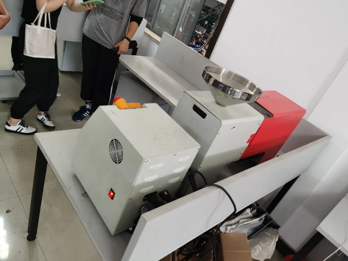 Home Injection Molding Machine Micro Molder Table Top for Sale