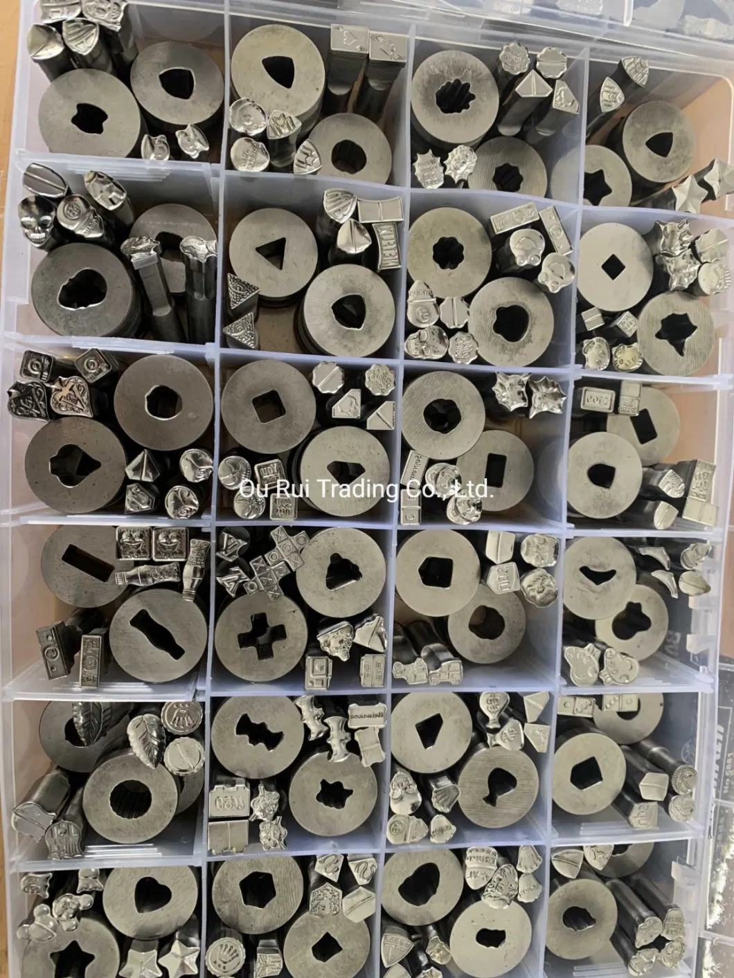 Round Shape Number A215 Tdp5 Tdp1.5 Tdp6 or Zp Punch Tablet Press Die Punch Press Mold Candy Punching Die Pill Press Die