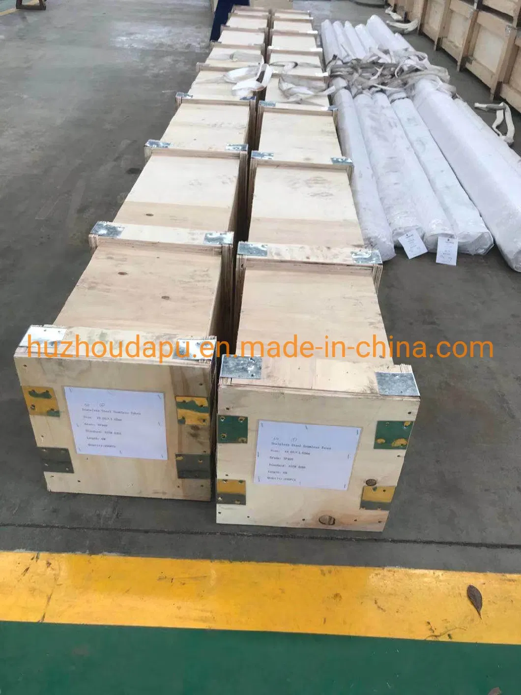 China Manufacturer 304L (1.4306) 316L (1.4404) 347H 904L S32750 S31803 S32205 S32750/S32760 Stainless Steel Seamless or Stainless Welded Pipe