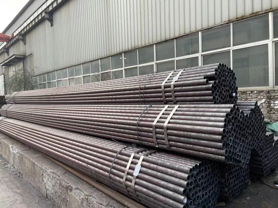 Carbon Steel A106 Grb/ A53 API 5L X42/X52/X65/X70/X80 A333 Gr6 Alloy P11/P12/P22/P91 ASTM A106 A53carbon Black /Galvanized/Carbon Steel Stainless Steel Pipe