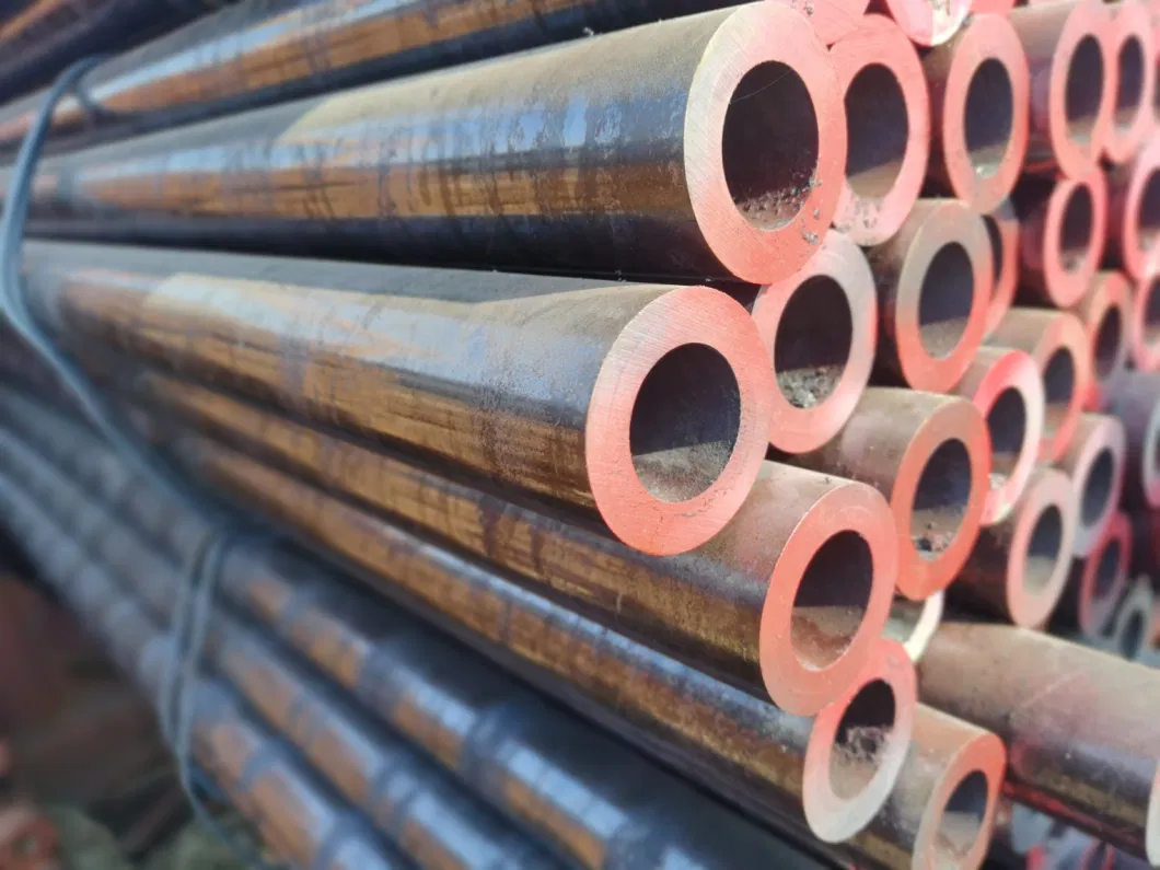 Hot Rolled Seamless Carbon Steel Pipe Tube with Price