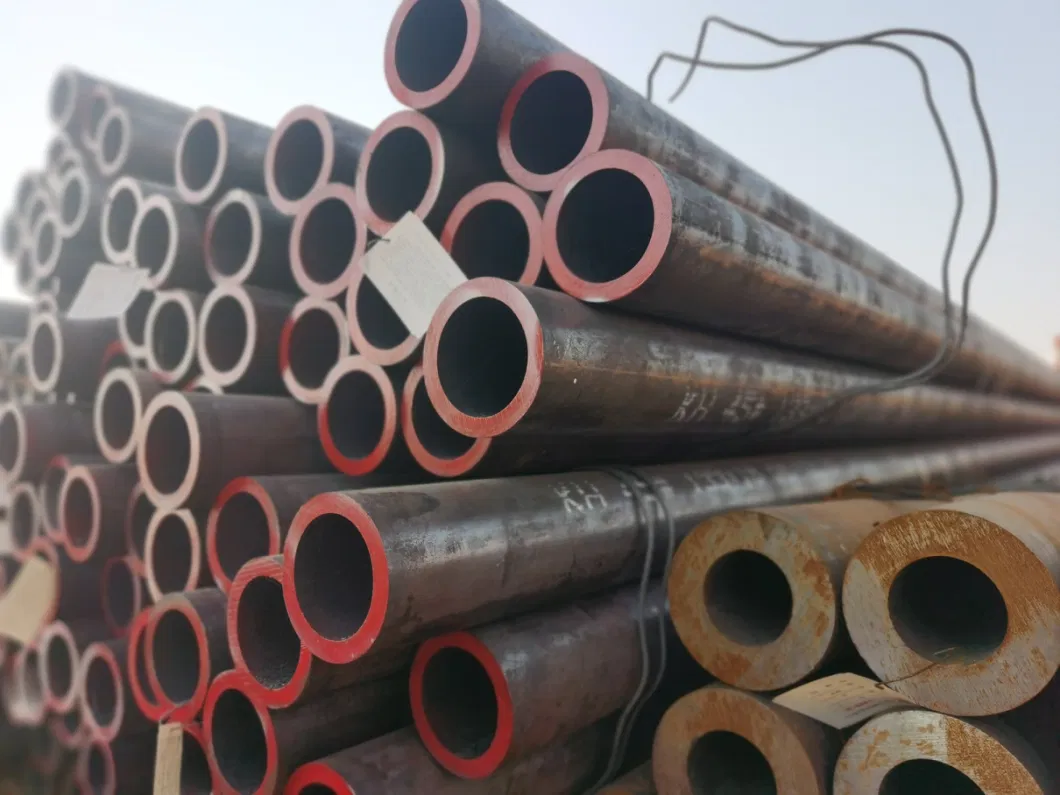 Hot Rolled Seamless Carbon Steel Pipe Tube with Price