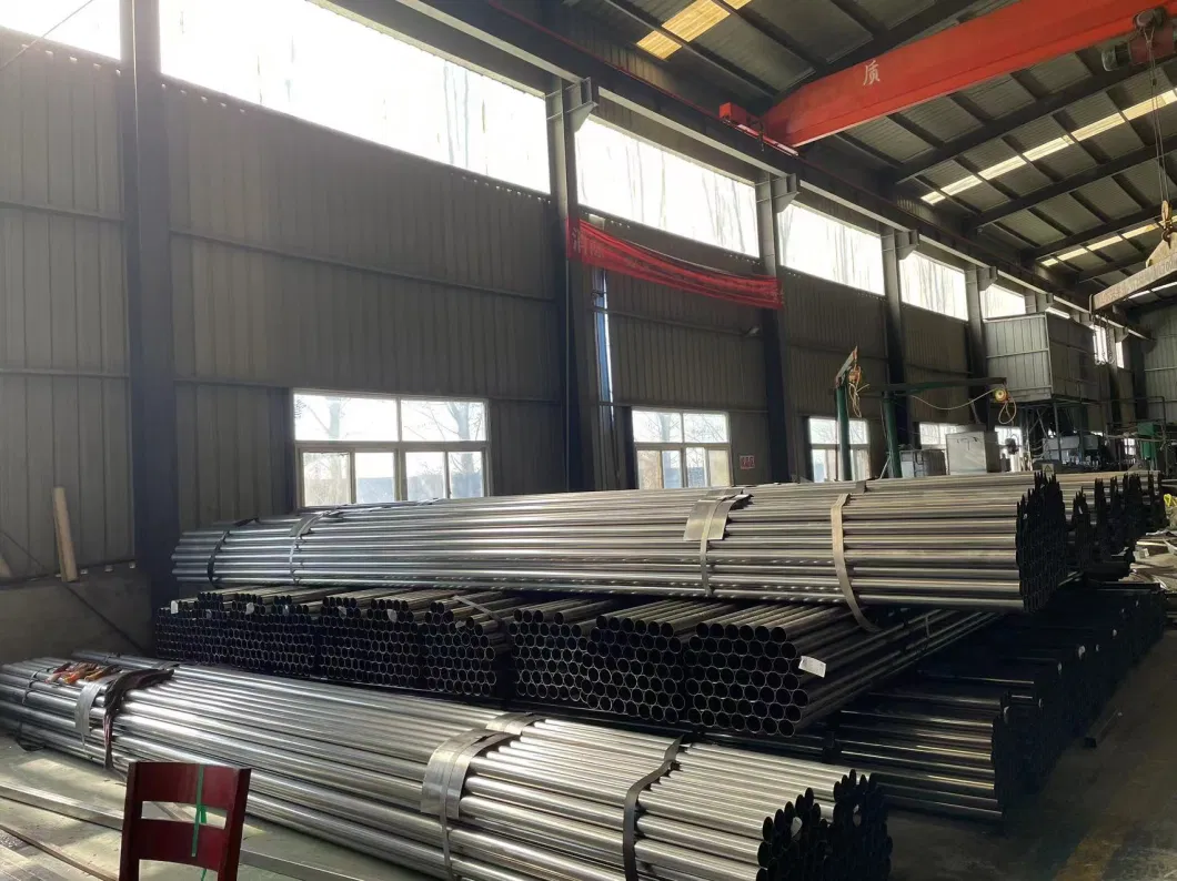 Carbon Steel A106 Grb/ A53 API 5L X42/X52/X65/X70/X80 A333 Gr6 Alloy P11/P12/P22/P91 ASTM A106 A53carbon Black /Galvanized/Carbon Steel Stainless Steel Pipe