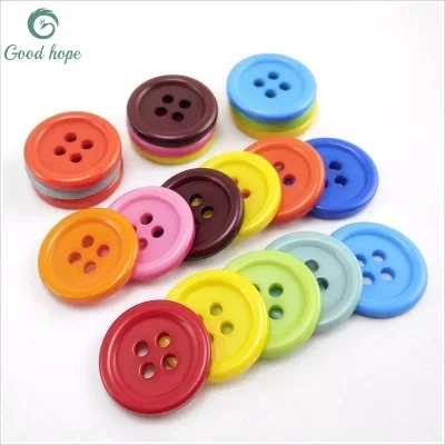 Sell Well New Type Round 4/2 Holes Button 14mm Bag Resin Plastic Design Button