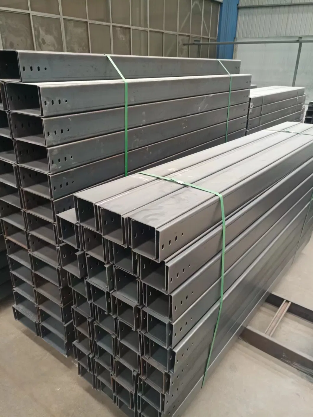 Cable Bridge Manufacturers Directly Supply Galvanized Hot DIP Zinc Metal Cable Tray