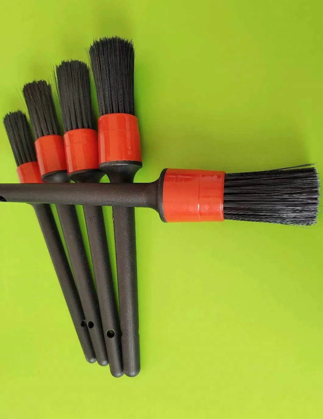 Detail Tools Different Sizes 5 PCS Brush Set