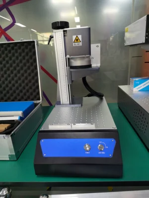 Рекламной индустрии Engraver приложения 3W УФ для настольных ПК лазерный маркер для малого бизнеса идеи для пластиковой защиты уплотнения / фильтр