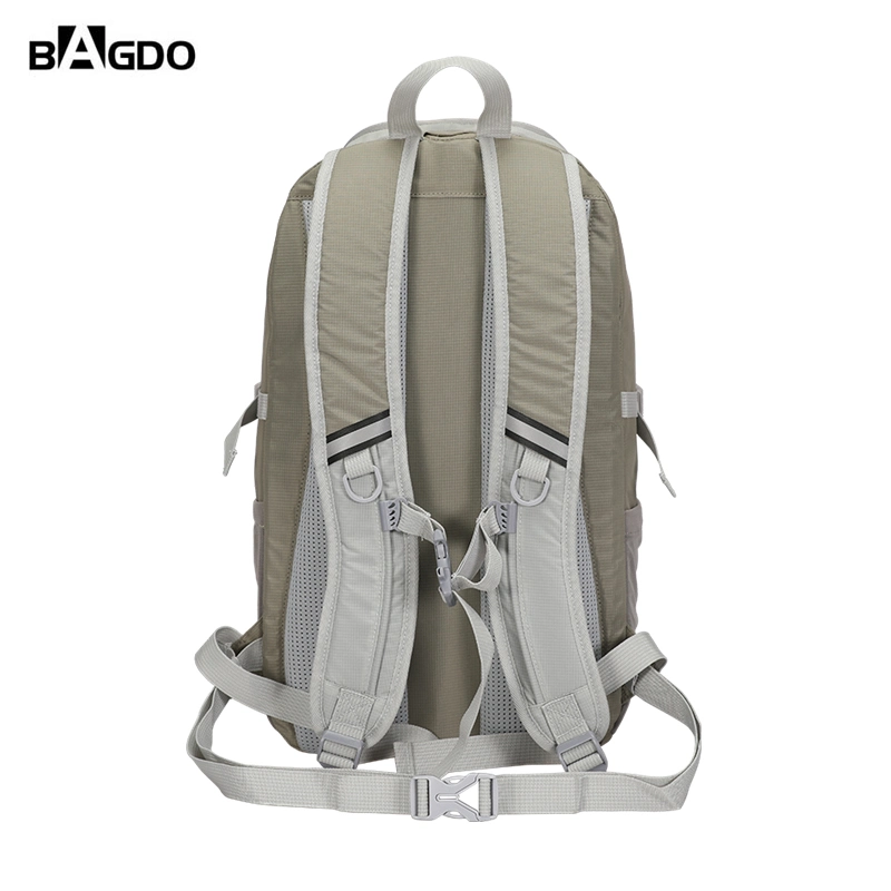 Wholesale Leisure Gears Lightweight Travel Outdoor Backpacks Waterproof Small Hiking Backpack