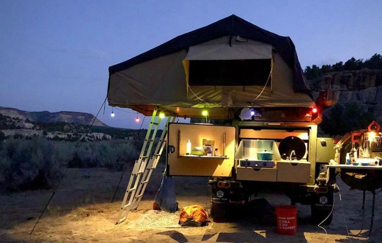 Private Customized Hot Sale Large Capacity RV with Shower Light Folding Portable Kitchen