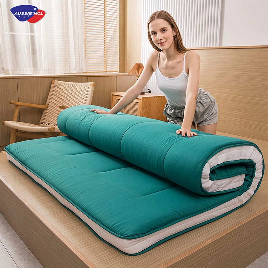 Import Cheapest Super Thick Folding Sleeping Pad High Quality Folding Decompression Floor Sleeping Pad Polyster Fiber Mattress Pads for Queen Size Bed