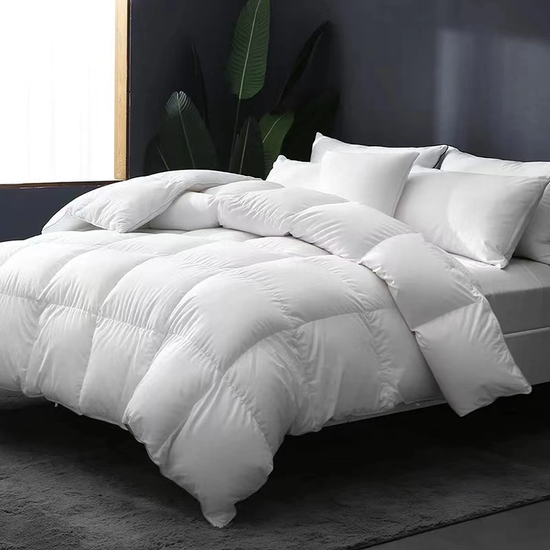 Warm and Comfortable Down Feather Comforter Quilt Edredon King White Bed Down Comforter