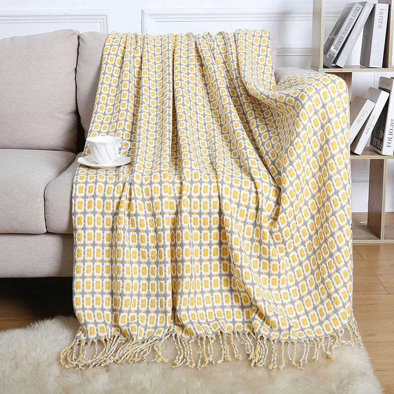 Wholesale High Quality Soft Swallow Gird Pattern Tassel Throw Blanket Picnic Travel Outdoor Custom Blanket