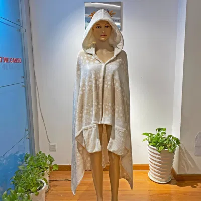Women Bathrobe Special Printd Fleece Popular Blanket Hoodie Poncho Oversized with Deer Horn