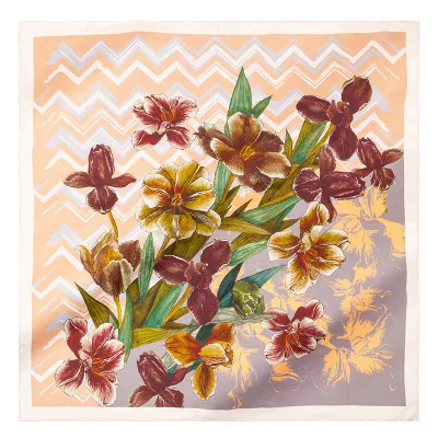 Double Digital Printing 100% Silk Scarf Hand Rolled Custom Design Low MOQ