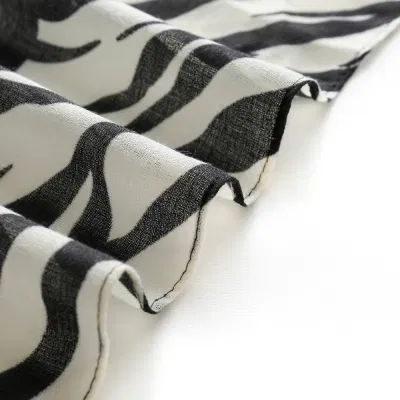 Popular Black Lightweight Leopard Printed Blanket Women Scarves for Party