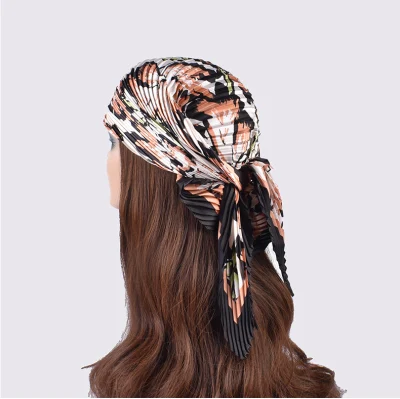 Summer New Fashion Pattern Printed Pleated Ladies&prime; Thin High Quality Square Scarf