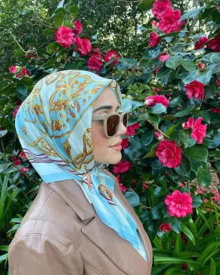Floral Shawl Square Satin Head Women Warp Silk Feeling Hijab Printed Scarves