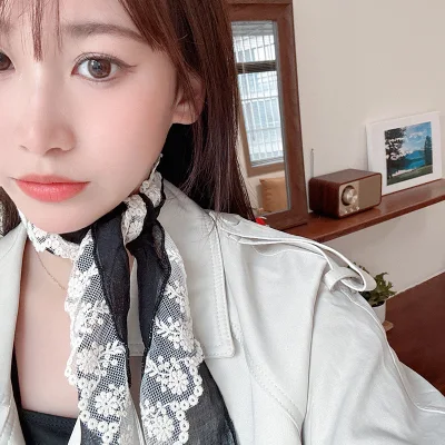 Lace Women&prime;s Cotton Scarves Lady Light Soft Fashion Solid Wrap Shawl