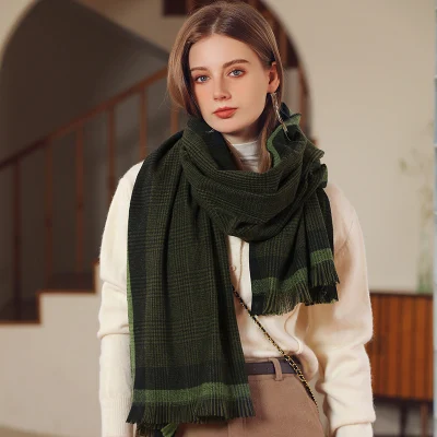 European and American Hot Sale Polyester Cotton Scarf Fashion Contrast Color Plaid Print Shawl Lady Scarf