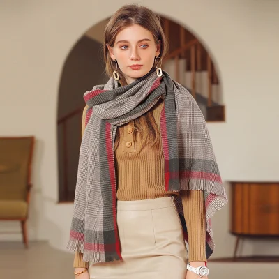 European and American Hot Sale Polyester Cotton Scarf Fashion Contrast Color Plaid Print Shawl Lady Scarf