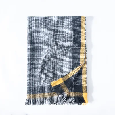 European and American Hot Sale Polyester Cotton Scarf Fashion Contrast Color Plaid Print Shawl Lady Scarf