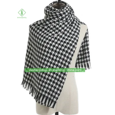 Fashion Plaid Cashmere Scarf with Tassel Classic Winter Lady Shawl