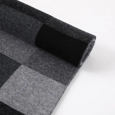 Wholesale Winter Men&prime; S Tartan Wool Scarf with Solid Color