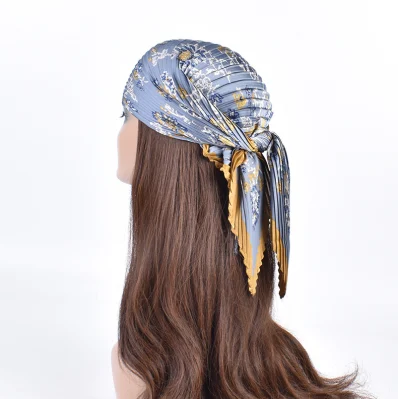Summer New Fashion Pattern Printed Pleated Ladies&prime; Thin High Quality Square Scarf