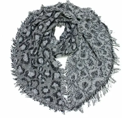 Women Brand Soft-Touch Scarves Ladies Scarf Featuring Leopard Animal Jacquard Print Fringed Edges