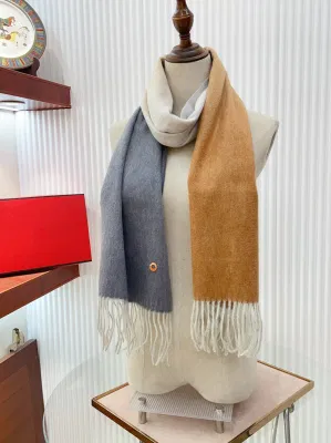 Wholesale Knitted Scarf Merino Wool Soft Warm Cashmere Shawl Versatile Designer Women Shawls Imitation Parody Loro Piana