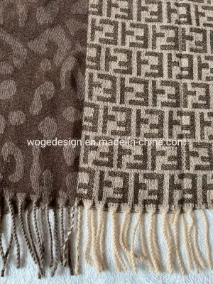 Yiwu Woge Prime Supplier Lightweight Oversized Fashion Soft Winter Scarves Fringe Shawl Wrap