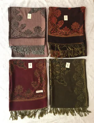 Hot Selling Wholesale Fall Stylish Scarf Shawl India Style Jacquard Leaves Floral Rayon Viscose Classical Vintage Lady Pashmina