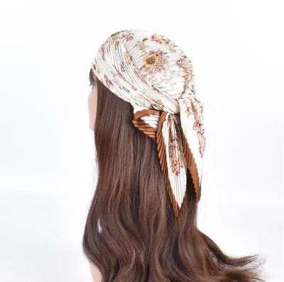 Summer New Fashion Pattern Printed Pleated Ladies&prime; Thin High Quality Square Scarf