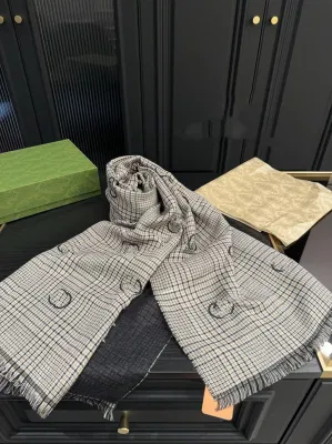 Wholesale Merino Wool Knitted Scarf Cashmere Scarf Designer Warm Versatile Women Top Scarves