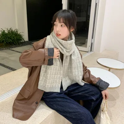 Small Grid Kint Wool Soft Scarf