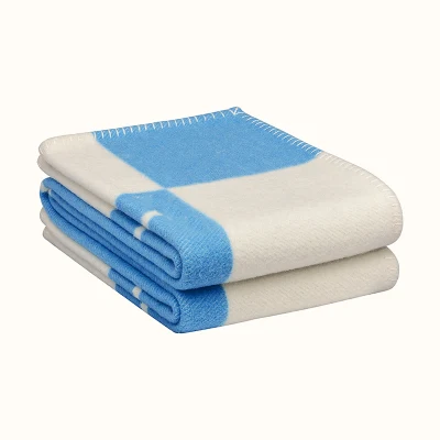 Thick Blanket Crochet Soft Shawl Warm Plaid Sofa Bed Fleece Knitting Cape