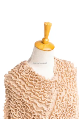 Home Rui Manufacturer Outerwear Spring Autumn Woman Apparel Accessory Warmth Wraps Knitted Frill Waves Fringe Pullover Oversize Ruffled Shawl Cloak Cape