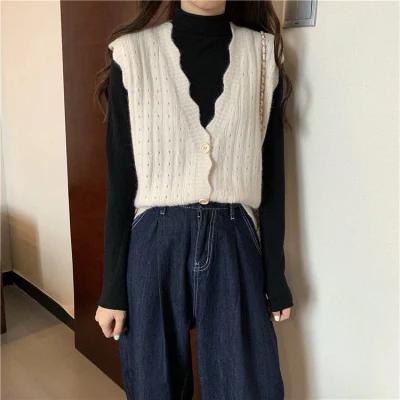 Hollow Knitted Vest Cardigan Women&prime;s Autumn and Winter New V-Neck Vest Sweater Shawl