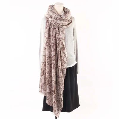 China Supplier Fashion Warm Animal Print Mercerized Wool Scarf/Shawl