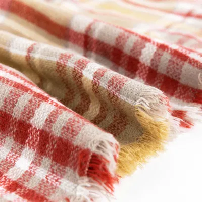 Wholesaler Outerwear Apparel Accessory Women Spring Winter Camel Short Fringe Checks Grid Tartan Warm Pashmina Windowpane Beach Headwear Blanket Scarf Shawl