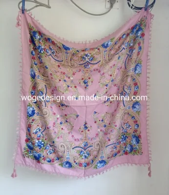 China Manufacturer Winter Tassel 100*100cm Shoulder Shawl Muffler Vintage Woman Square Print Floral Viscose Russian Scarf