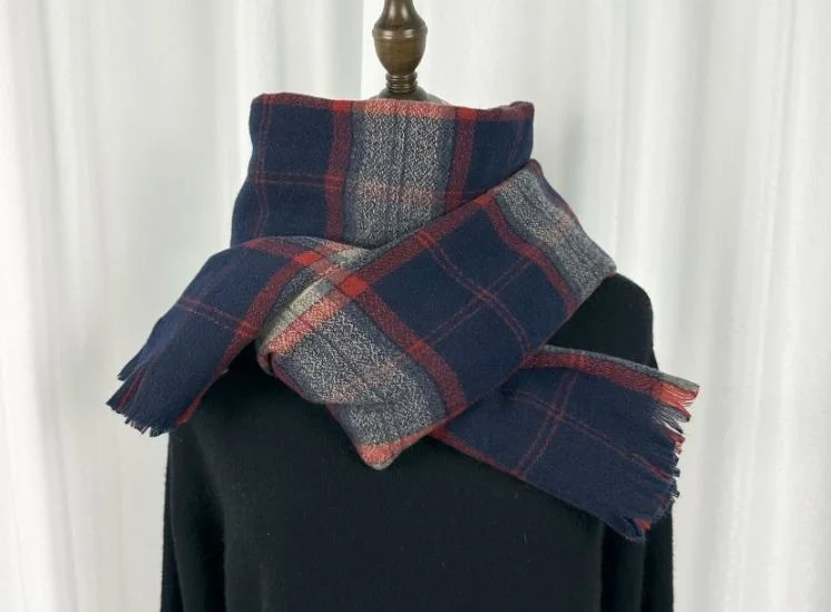 Autumn and Winter Women&prime;s Latest Fashion Checked Horizontal Stripe Warm Scarf