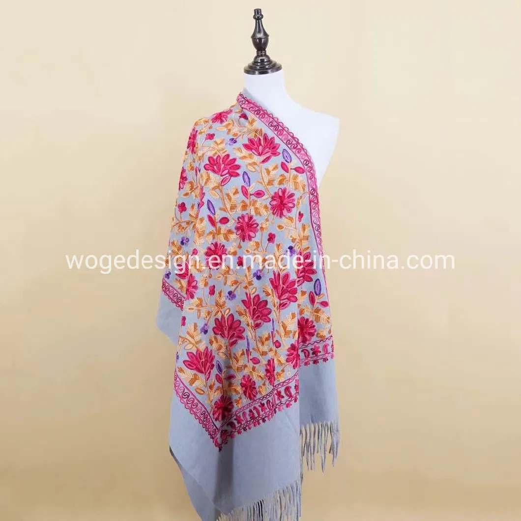 New Stylish Bulk Sold Manufacturer Moslem Embroidery Floral Winter Scarf Pashmina