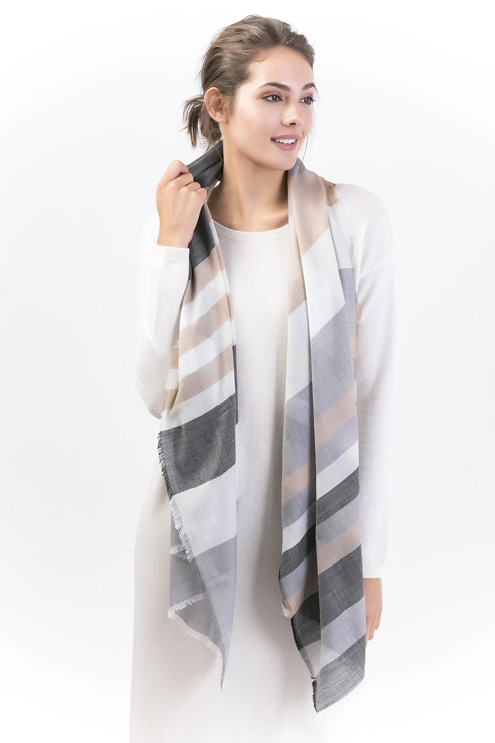 100% Polyester Viscose Women Fashion Jacquard Scarf