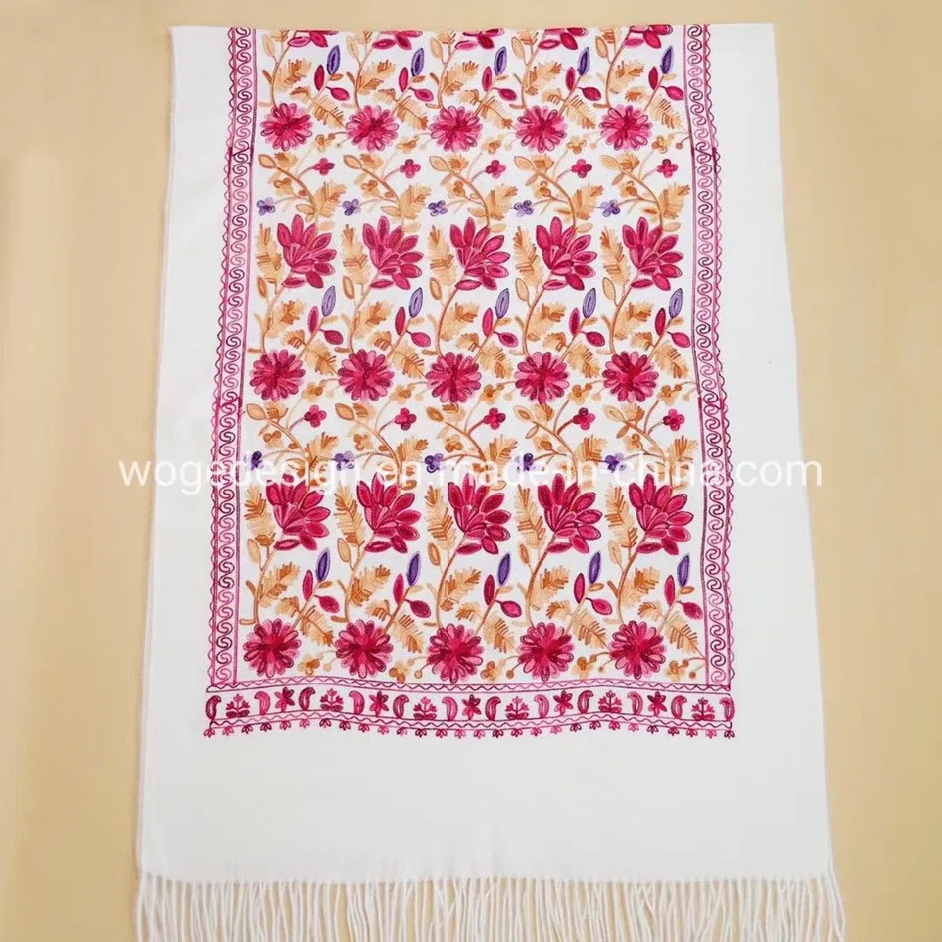 New Stylish Bulk Sold Manufacturer Moslem Embroidery Floral Winter Scarf Pashmina