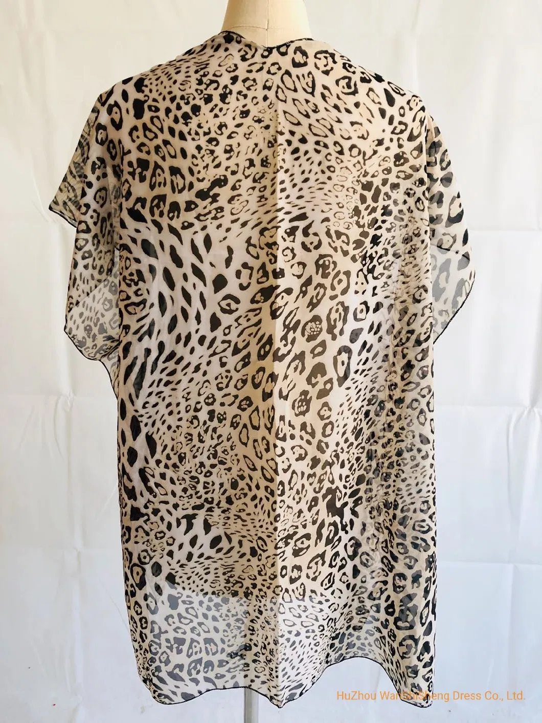 100%Polyester Ladies Light Weight Poncho Soft Chiffon Leopard Shawl